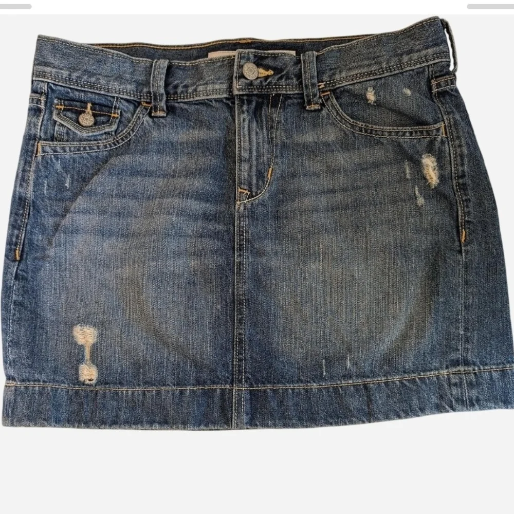 Pre-owned Old Navy Blue Distressed Mini Skirt